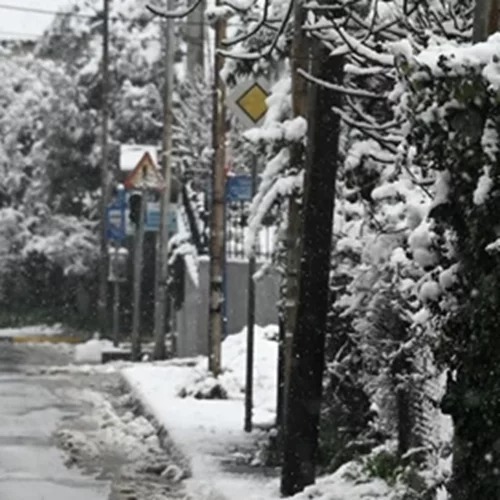 Κακοκαιρία "Φίλιππος" | Στα "λευκά" τα βόρεια προάστια της Αθήνας - Νέα επιδείνωση του καιρού από το βράδυ της Παρασκευής