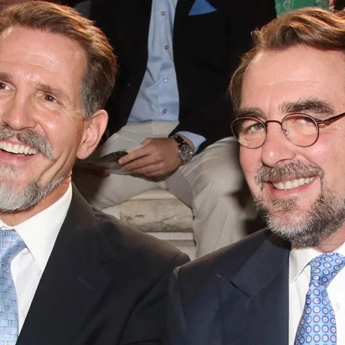 "Ντε Γκρες", το νέο επώνυμο του Παύλου και του Νικόλαου