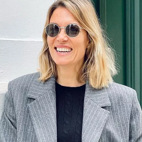 Η Βίκυ Καγιά στο τελευταίο γύρισμα για το "Shopping Star" | "Κλάψαμε, αγκαλιαστήκαμε και σήμερα είναι σφιγμένο το στομάχι όλων μας..."