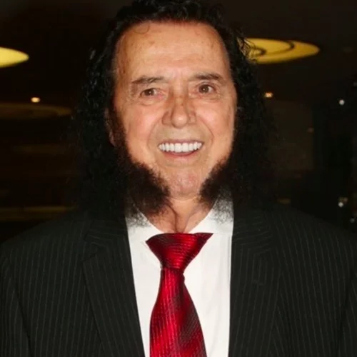 Σταμάτης Κόκοτας | Οταν του έδιναν 50 εκατ. δραχμές για να ξυρίσει τις φαβορίτες του - Τι είχε απαντήσει