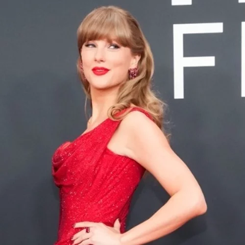 Taylor Swift | Απέκτησε κέρινα ομοιώματα στο Madame Tussauds