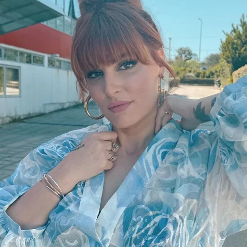 Η Εβελίνα Νικόλιζα φόρεσε το Zara παντελόνι που θα σε κάνει να ξεχάσεις για λίγο το τζιν