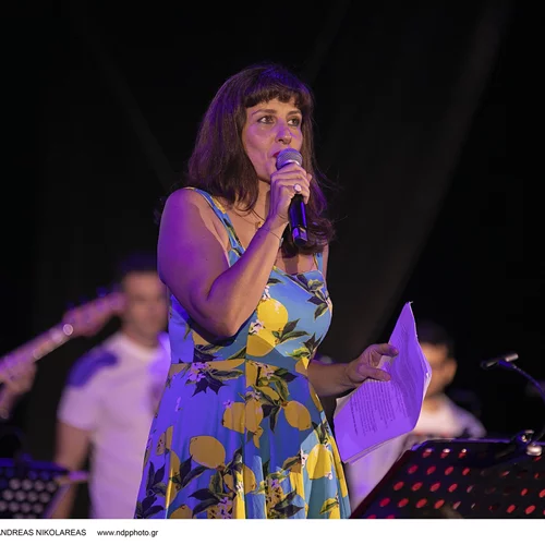 Μαρία και Γιασεμή Κηλαηδόνη | Οι κόρες του Λουκιανού Κηλαηδόνη σε μία σπάνια δημόσια εμφάνιση στο Δημοτικό Θέατρο Λυκαβηττού