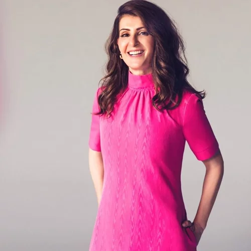 Tiny Beautiful Things | Η παράσταση που έσπασε ταμεία στα θέατρα των ΗΠΑ έρχεται στην Ελλάδα