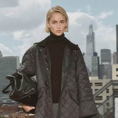 Οι δερμάτινες φούστες από τη Massimo Dutti που θα φορέσεις σε κάθε φθινοπωρινή περίσταση