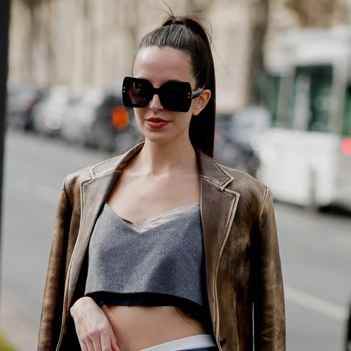 Αυτό το χρώμα έχουν τα πιο κομψά jacket της εποχής