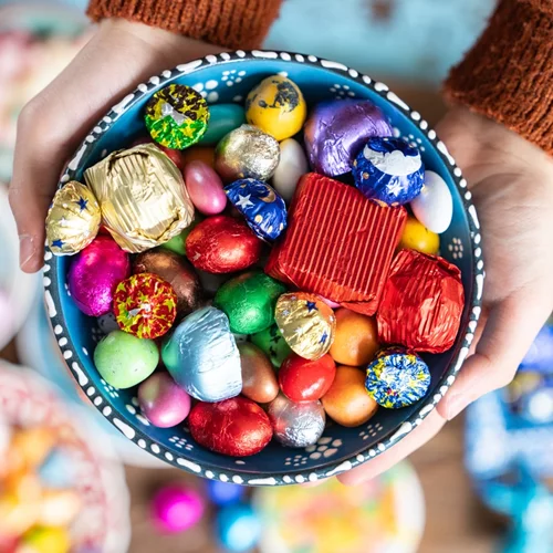 Εορτολόγιο | Ποιος γιορτάζει σήμερα, 17 Ιουνίου