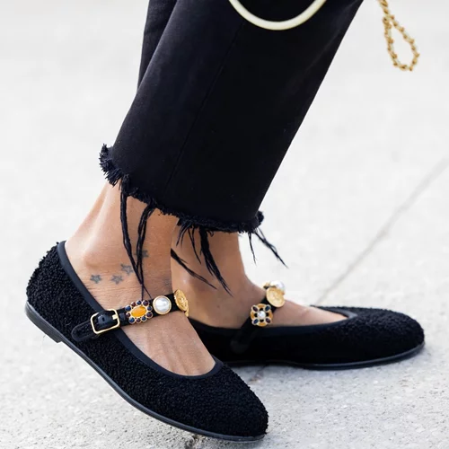 Οι flat μπαλαρίνες από την Tamaris που θα φορέσουμε περισσότερο στις γιορτές