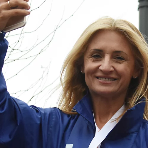 Συγκλονίζει η Μαρία Πολύζου | "Με βίαζε ο πατέρας μου από τα 11"