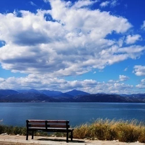 Καιρός | Συνεχίζεται το καλοκαιρινό σκηνικό με υψηλές για την εποχή θερμοκρασίες - Εως 5 μποφόρ οι άνεμοι