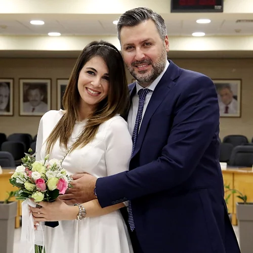 Ο Γιάννης Καλλιάνος για τη γέννηση του παιδιού του | "Δεν θα μπορούσα να είμαι στον τοκετό, δεν αντέχω τα αίματα"