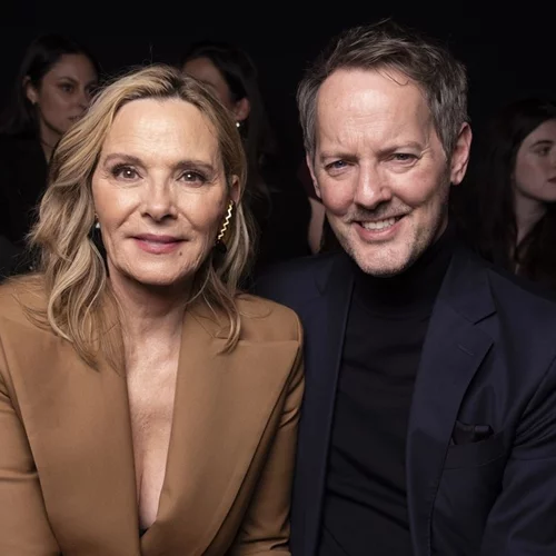 Kim Cattrall & Russel Thomas | Η ρομαντική έξοδος από το Chelsea Old Town Hall που έγινε viral