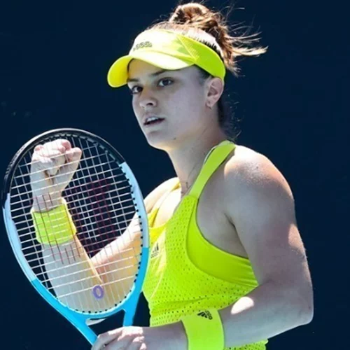 Μαρία Σάκκαρη | "Αγαπώ τον Κωνσταντίνο Μητσοτάκη και την οικογένειά του"