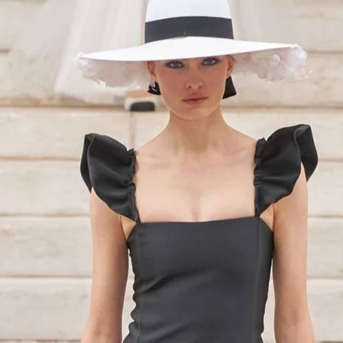 Chanel FW21-22 | Μία συλλογή βγαλμένη από πίνακα ζωγραφικής