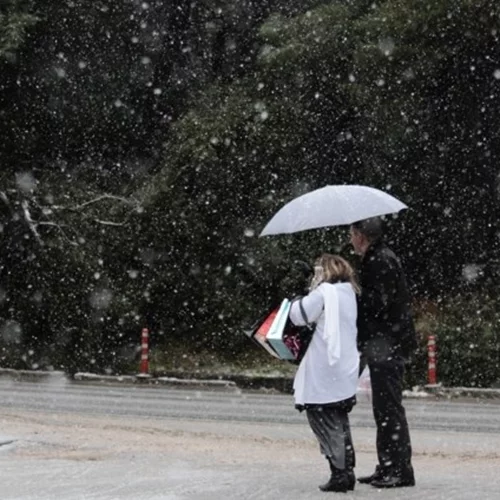 Καιρός | Επιστρέφει ο χειμώνας με χιόνια, προειδοποιεί ο Μαρουσάκης - "Χειμερινή στροφή" προβλέπει και ο Αρναούτογλου