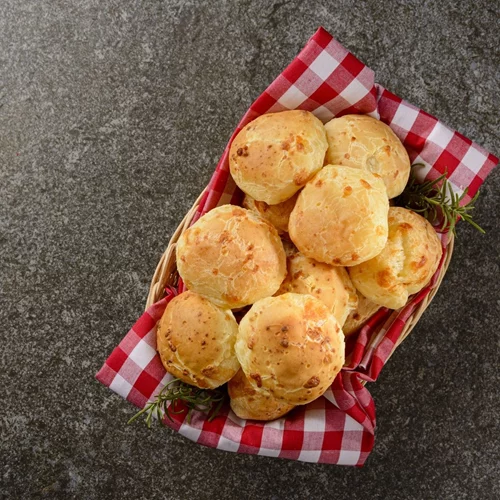 Τυροπιτάκια σε 5 λεπτά- Πλάθονται στο χέρι και διατηρούνται στην κατάψυξη