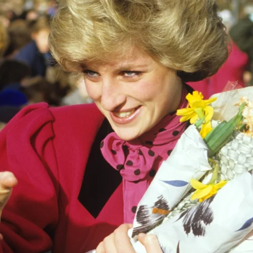 H Diana αγαπούσε το κόκκινο | Το red trend μέσα από τις εμφανίσεις της