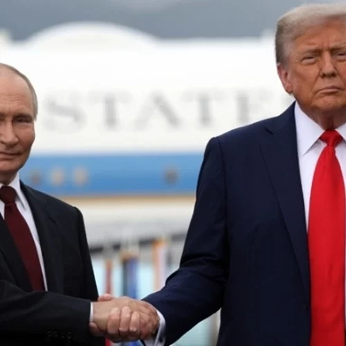 Kαμία αποκάλυψη για πιθανό ειρηνευτικό σχέδιο για την Ουκρανία στη συνάντηση Τραμπ-Πούτιν