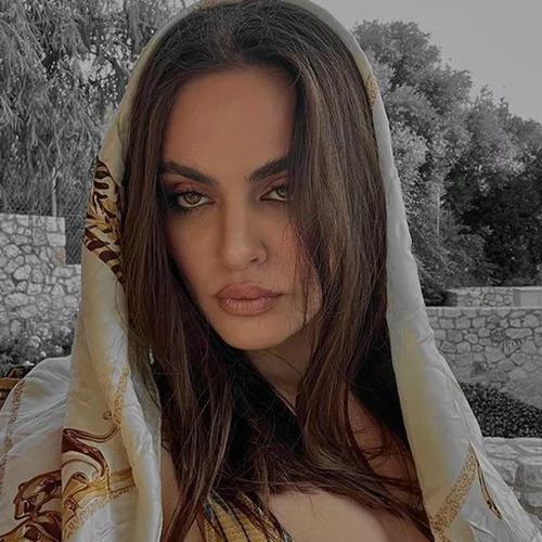 Μαρίτα Καθιζιώτη | Το plus size μοντέλο από την Κύπρο που "κέρδισε" τους κριτές του GNTM (pics,vid)