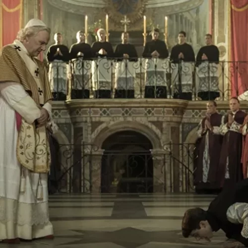 Ο εμβληματικός σκηνοθέτης Marco Bellocchio τα βάζει με το Βατικανό