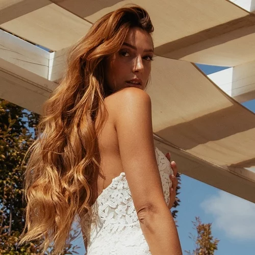 Curtain bangs τέλος | Τα drape bangs είναι η νέα μεγάλη τάση του καλοκαιριού