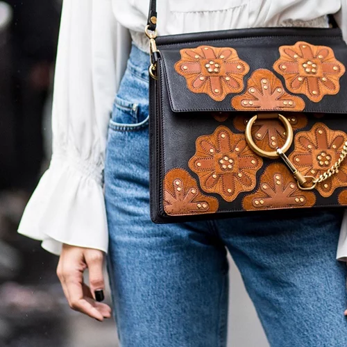 '90s Supermodel Nails | Η μεγαλύτερη τάση στα νύχια του 2022 είναι ό,τι πιο κομψό είδαμε τελευταία