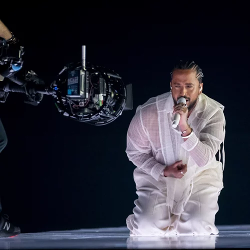 Slimane: Η "φωνή" της Eurovision που έσπασε κάθε ρεκόρ στο Spotify - Το συγκινητικό "ευχαριστώ" του