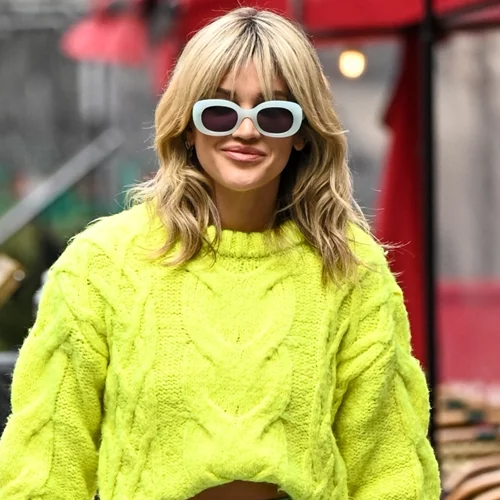 Τα πρώτα πλεκτά πουλόβερ του φθινοπώρου που θα φορέσεις τους επόμενους μήνες