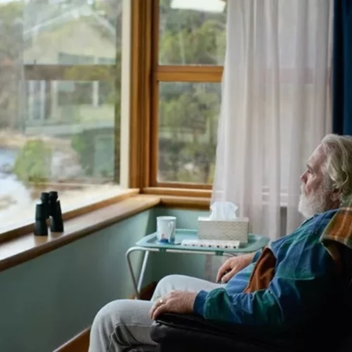 Το Netflix διασκευάζει δύο παγκόσμια best sellers