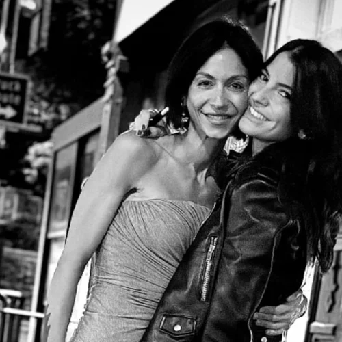 Δήμητρα Κούστα-Σοφία Καρβέλα | Η θεατρική έξοδος στο Broadway σε παράσταση με τον George Clooney