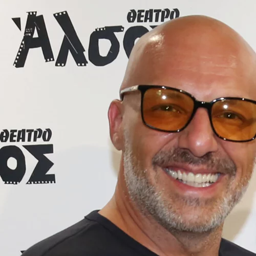 Ο Νίκος Μουτσινάς κατακεραυνώνει τα ριάλιτι