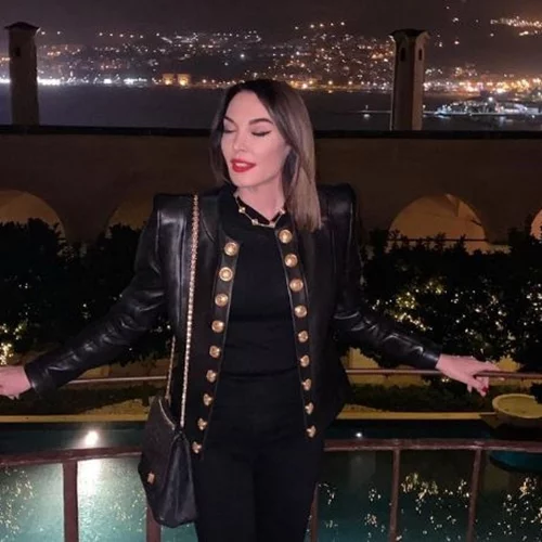 Τατιάνα Στεφανίδου | Με σιθρού πλισέ φούστα σε εκδήλωση στην Αθηναϊκή Ριβιέρα