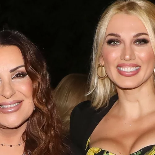 Ναταλία Γερμανού & Κωνσταντίνα Σπυροπούλου σε σπάνια κοινή βραδινή εμφάνιση