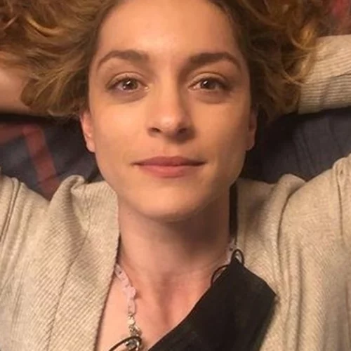 Γιούλικα Σκαφιδά | "Το κορίτσι στο αμαξίδιο που πίστευε πως δε μπορεί ή πόσοι φίλοι χωράνε σε έναν Μαραθώνιο."