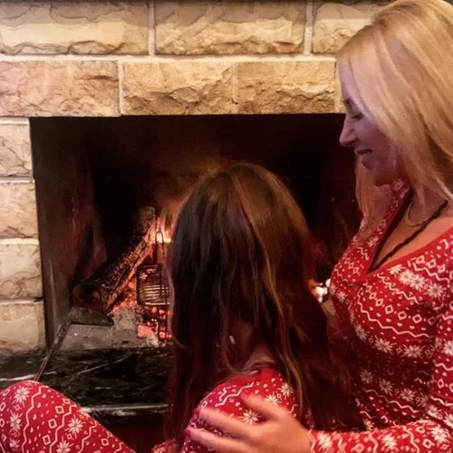 Γωγώ Μαστροκώστα & Τραιανός Δέλλας | Το χαριτωμένο βίντεο με τον "πρωταγωνιστή" του σπιτιού τους