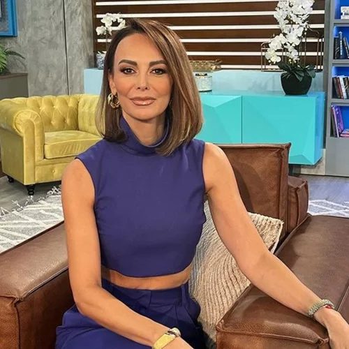 Η Μπέττυ Μαγγίρα ακολούθησε το fashion hack για εμφανίσεις χωρίς στιλιστικά λάθη