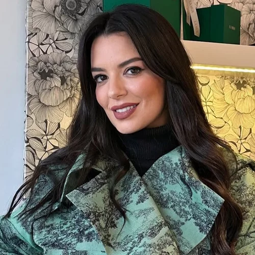 Γενέθλια για τη Νικολέττα  Ράλλη | Η κόρη της τραγουδά το "Happy Birthday" στο πιο τρυφερό βίντεο που θα δεις σήμερα