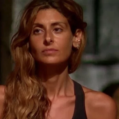 Ανθή Σαλαγκούδη | Τι απάντησε σε follower που τη χαρακτήρισε "παλτό"