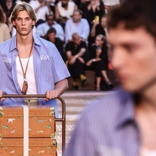 Έρευνα για τη διαρροή προσωπικών δεδομένων 419.000 πελατών στη Louis Vuitton