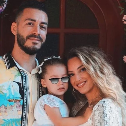 Η Εύα Τσάχρα έγινε για δεύτερη φορά μανούλα - Η πρώτη φωτογραφία με την νεογέννητη κόρη της