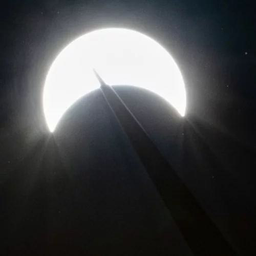 ΗΠΑ | Εκατομμύρια άνθρωποι παρακολούθησαν την ολική έκλειψη Ηλίου