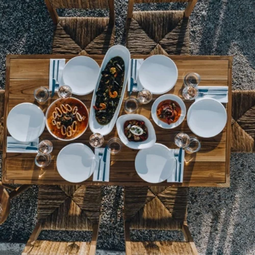 Luaz, μία παραθαλάσσια γευστική εμπειρία στην Πάρο