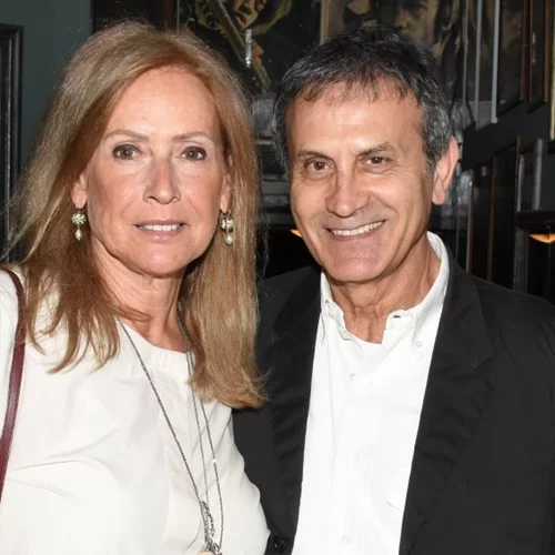 Άννα Νταλάρα | Διακριτικά στο πλευρό του συζύγου της σε κάθε του βήμα