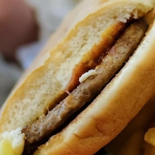 Fast Food | Πώς αλλάζει ο χάρτης της ταχείας εστίασης στην Ελλάδα