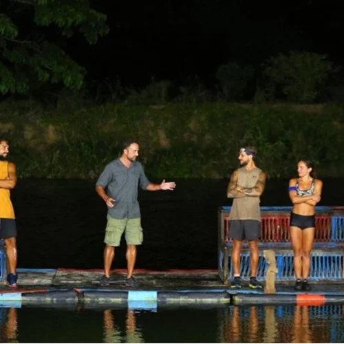 Survivor | Ανέβηκαν οι τόνοι στο συμβούλιο μεταξύ Ελένης, Σάκη και Μαριαλένας