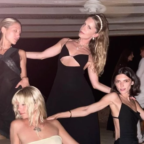 Η Μαρία Ολυμπία Γλίξμπουργκ και η Ευγενία Νιάρχου κάνουν διακοπές μαζί στη Μύκονο