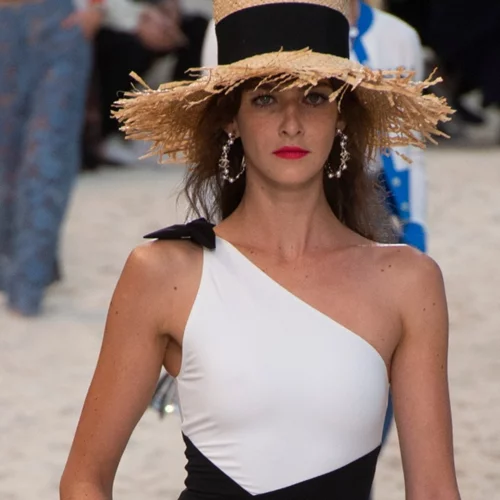 Summer is here | Τα ωραιότερα ολόσωμα μαγιό που μπορείς να φορέσεις και εκτός παραλίας