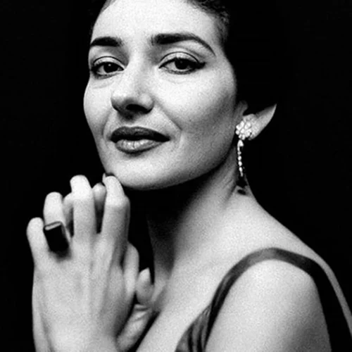 55 χρόνια πριν | H Mαρία Κάλλας με τον Yves Saint Laurent στο Παρίσι