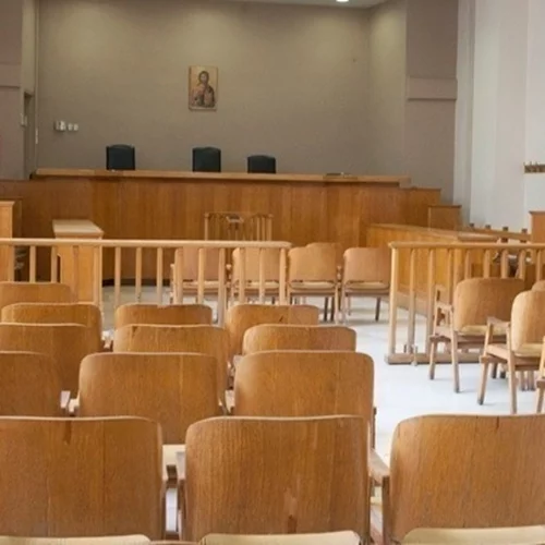 Στον εισαγγελέα οι γονείς του κοριτσιού, που έπεσε σε σιντριβάνι στην Καλλιθέα