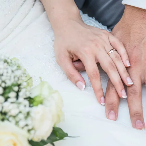 Παντρεύτηκε γνωστή Ελληνίδα ηθοποιός λίγο πριν γεννήσει | Οι πρώτες φωτογραφίες